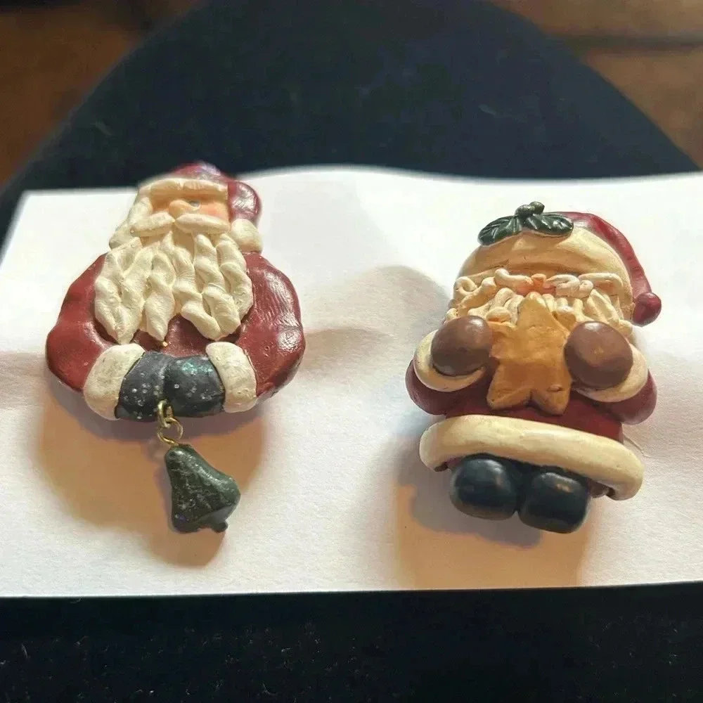 🎄Set of 2 handmade Christmas‎ pins